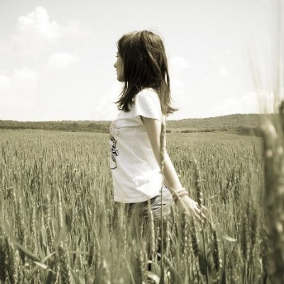 Να μείνω με τον φίλο μου ή να ενδώσω σε μια νέα γνωριμία που έκανα; Είμαι σε δίλημμα.