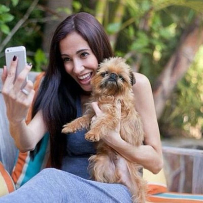 Δείτε τη γυναίκα που έδωσε 15.000 δολάρια σε πλαστικές για να βγάζει τέλειες selfies