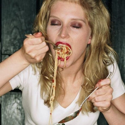 Εσείς ξέρετε πόσο φαγητό χωρά πραγματικά στο στομάχι μας; (θα εκπλαγείτε)