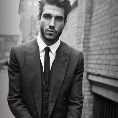 Toυ είπες να σε συνοδεύσει στον γάμο της ξαδέλφης σου; Μάθε τι σκέφτεται!