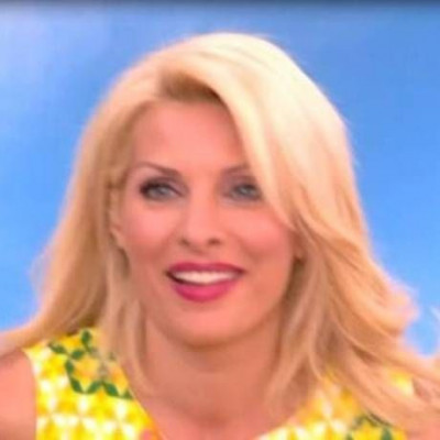 Ελένη Μενεγάκη: Έστειλε χαιρετίσματα στον… Μάκη