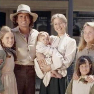 Δείτε τους πρωταγωνιστές του σίριαλ «Μικρό σπίτι στο Λιβάδι» 40 χρόνια μετά! (pic+vid)