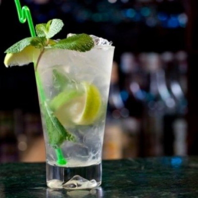 Μάθετε με ένα "κλικ" πόσες θερμίδες είχαν τα ποτά που ήπιατε χτες βράδυ