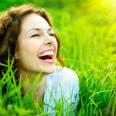 Το stress καταστρέφει τα δόντια των γυναικών! Το 75% υποφέρει από βρυγμό των δοντιών