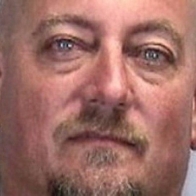 Σκότωσε τη γυναίκα του όταν τον έπιασε να κάνει στοματικό σεξ με...