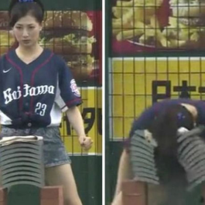 Απίστευτο: Έσπασε με το κεφάλι της δέκα... τσιμεντόλιθους! (βίντεο)