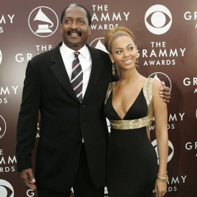 Πόσο έξαλλη θα γίνει η Beyonce αν μάθει τι κάνει ο πατέρας της για να βγάλει χρήματα;