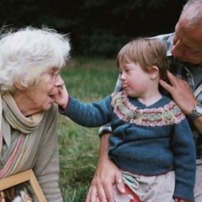 Η μεγάλη αγάπη μίας μητέρας για την κόρη της με σύνδρομο down μέσα από μοναδικές φωτό