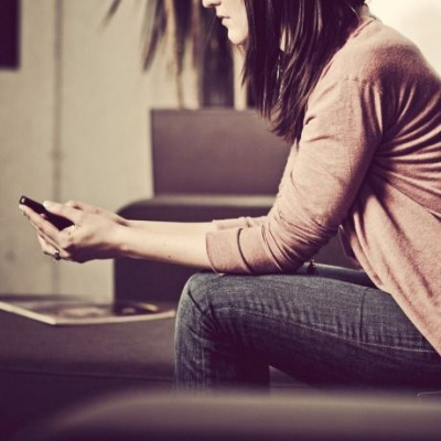 Έχουμε σχέση 6 χρόνια, αλλά πλέον δεν βρισκόμαστε καθόλου. Νομίζω ότι έχει άλλη