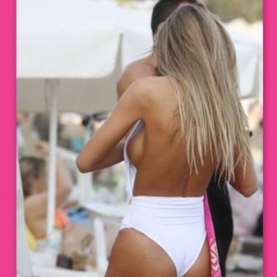 Καύσωνας στην Γλυφάδα! Πήγε για μπάνιο με αυτό το μαγιό!