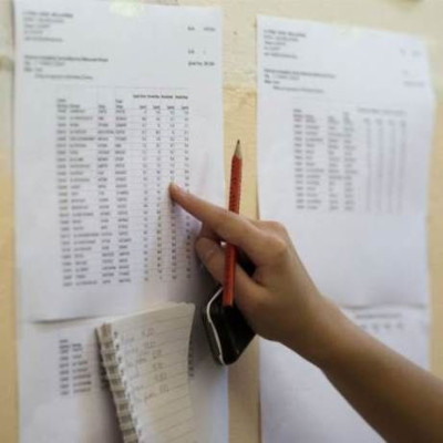 Βάσεις 2014: Μάθετε πρώτοι τα αποτελέσματα στο Newsbomb.gr