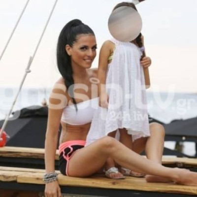 Μια περήφανη και ευτυχισμένη μητέρα!