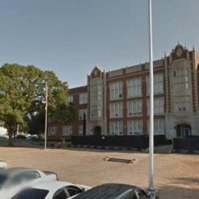 Σοκ: Βρέθηκε εγκαταλελειμμένο έμβρυο σε σχολική τουαλέτα!