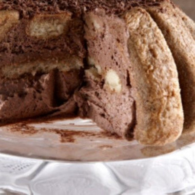 Πανεύκολη σαρλότ με σοκολάτα και καφέ