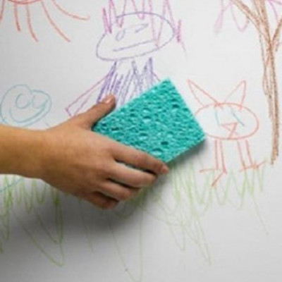 Δε θα πιστεύετε τι μπορείτε να χρησιμοποιήσετε για να φύγουν οι βρωμιές από τους τοίχους!