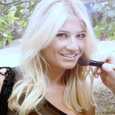 Φαίη Σκορδά: Σέξι φωτογράφηση λίγο πριν την τηλεοπτική της πρεμιέρα! (φωτό)