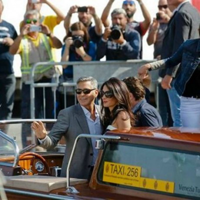 Δείτε γιατί τα...έχουν πάρει οι κάτοικοι της Βενετίας με τον George Clooney