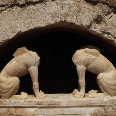 Αμφίπολη: Το SMS για τον τάφο που «τρελαίνει» τα Social Media