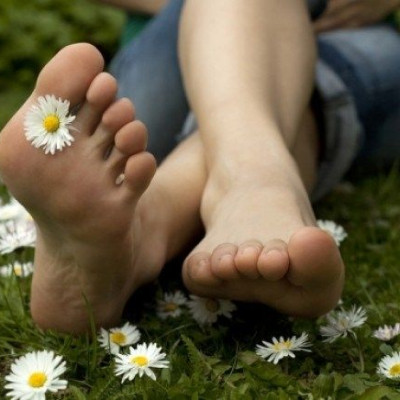 Τρεις σωτήριες λύσεις για τα πόδια που μυρίζουν