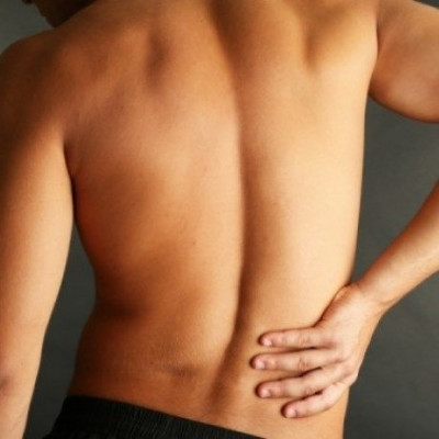 Τρεις ασκήσεις για το "πιάσιμο" στη μέση (φωτογραφίες)