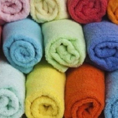 Πόσο συχνά πρέπει να πλένουμε τις πετσέτες μπάνιου και κουζίνας;