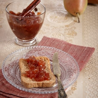 Μαρμελάδα αχλάδι με κόκκινο κρασί