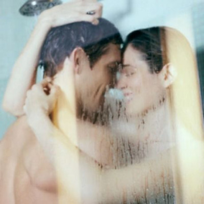 Γίνε ειδική στο φλερτ: Οι 8 μύθοι για τα ραντεβού που θα σε απελευθερώσουν