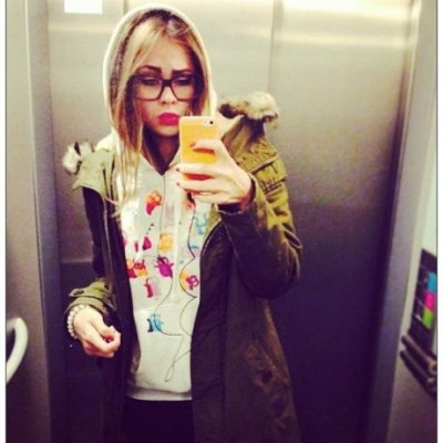 Η ώρα της αλήθειας: Τι πραγματικά κρύβεται πίσω από τις αψεγάδιαστες πόζες στο Instagram;