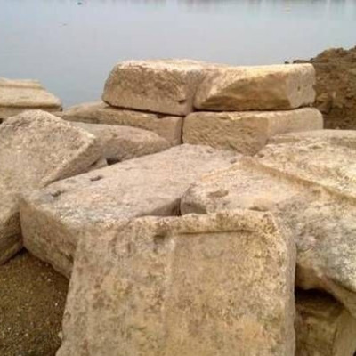 Παίζουν με το νεκρό της Αμφίπολης