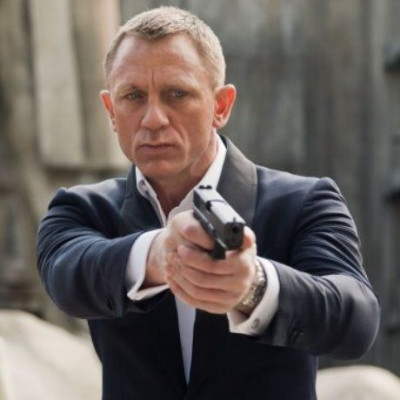 Eίστε φανς του James Bond; Έχουμε κάτι που σας ενδιαφέρει