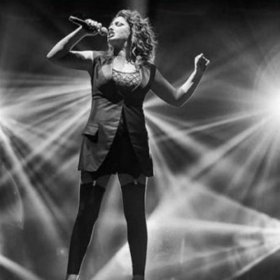 Έγκυος η Έλενα Παπαρίζου;