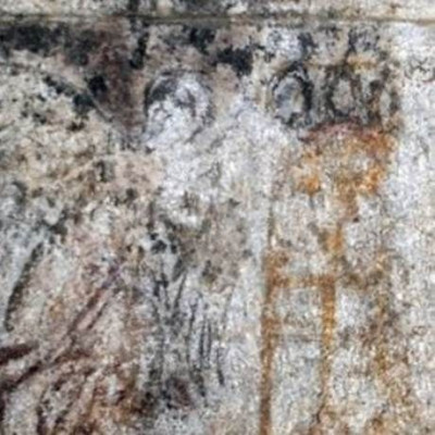 Αμφίπολη – Η Θεά Νίκη στα επιστύλια δείχνει βασιλιά