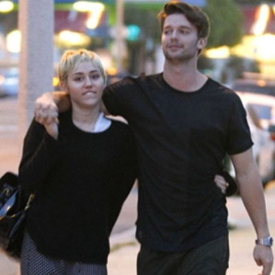 Μα τι έρωτας και αυτός! Miley Cyrus και Patrick Schwarzenegger δε φαντάζεστε τι κάνουν