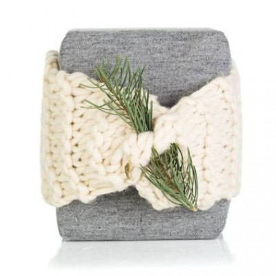 Φέτος τα Χριστούγεννα τυλίξτε τα δώρα σας όπως οι διάσημοι σχεδιαστές μόδας