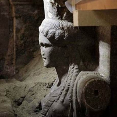 Αμφίπολη – Ο τάφος ανήκει στον Μέγα Αλέξανδρο ή στη Ρωξάνη;