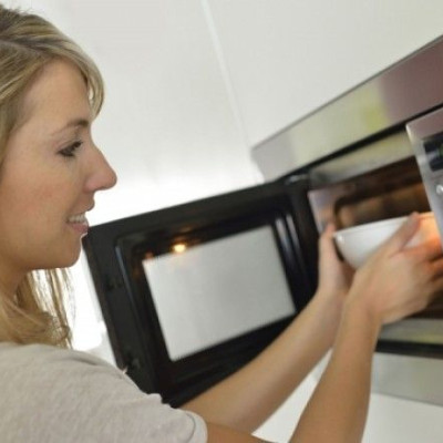 Φούρνος μικροκυμάτων: Πόσο επικίνδυνος είναι για την υγεία;