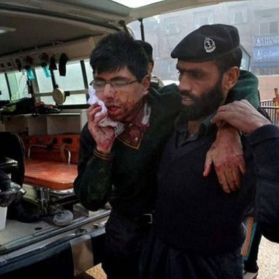 Γιατί οι Ταλιμπάν χτυπούν σχολεία...