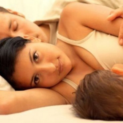 Σεξ μετά τη γέννα: «Πότε και πώς μπορώ να ξαναρχίσω να έχω ενεργή σεξουαλική ζωή;»