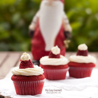 Santa Cupcakes: Το χριστουγεννιάτικο γλυκάκι που θα λατρέψουν όλοι!