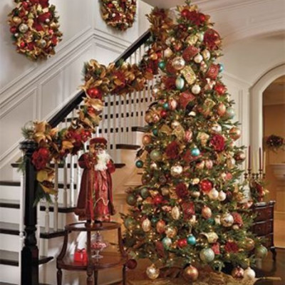 Μετατρέψτε την μπάλα του χριστουγεννιάτικου δέντρου σας στο πιο γιορτινό παιδικό παιχνίδι!