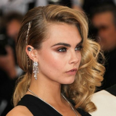 We're all ear(ring)s: Πολυτελή και ιδιαίτερα σκουλαρίκια που λατρεύουν οι celebrities