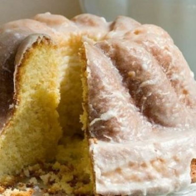 Συνταγή για το πιο εύκολο και γρήγορο κέικ λεμονιού για όλη την οικογένεια!