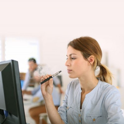 Ηλεκτρονικό τσιγάρο: Νέα έρευνα-παρωδία προκαλεί αντιδράσεις στην επιστημονική κοινότητα!