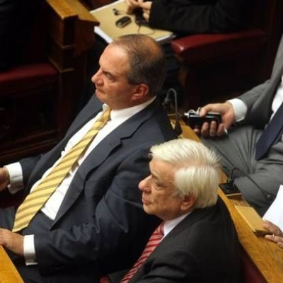 Η συγκίνηση Καραμανλή και Παυλόπουλου