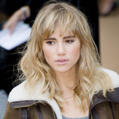 Aκόμα δε χώρισε και τα πέταξε όλα:Η Suki Waterhouse όπως-πραγματικά-δεν την έχουμε ξαναδεί