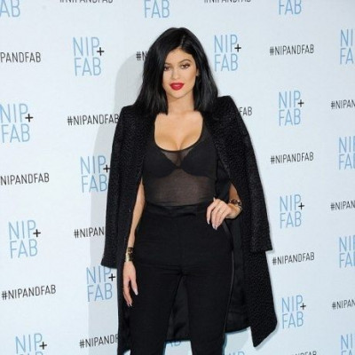 Μας έκανε να ζηλέψουμε! Το απίστευτο εσωτερικό του νέου… παλατιού της Kylie Jenner