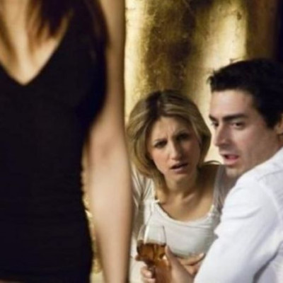 Έρευνα-σοκ: Μπορεί η απιστία να είναι το κλειδί για έναν επιτυχημένο γάμο;