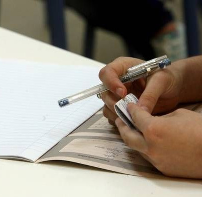 Πανελλήνιες 2015: Οι απαντήσεις στη Νεοελληνική Γλώσσα