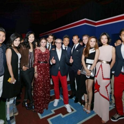Ο Tommy Hilfiger γιόρτασε την 30η επέτειο του brand με fashion show και πάρτυ στο Πεκίνο!