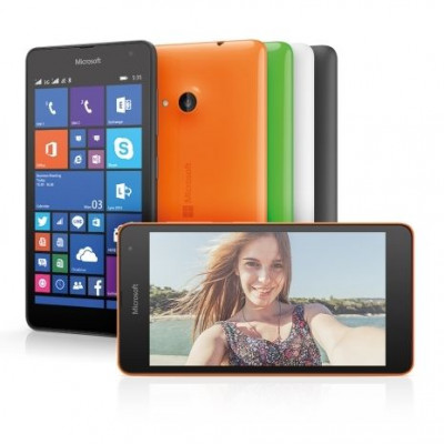 Φέτος το καλοκαίρι βγάλε τις καλύτερες selfies σου με το Lumia 535!